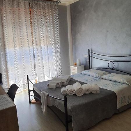 La casa di Arturo Hotel Verona Bagian luar foto